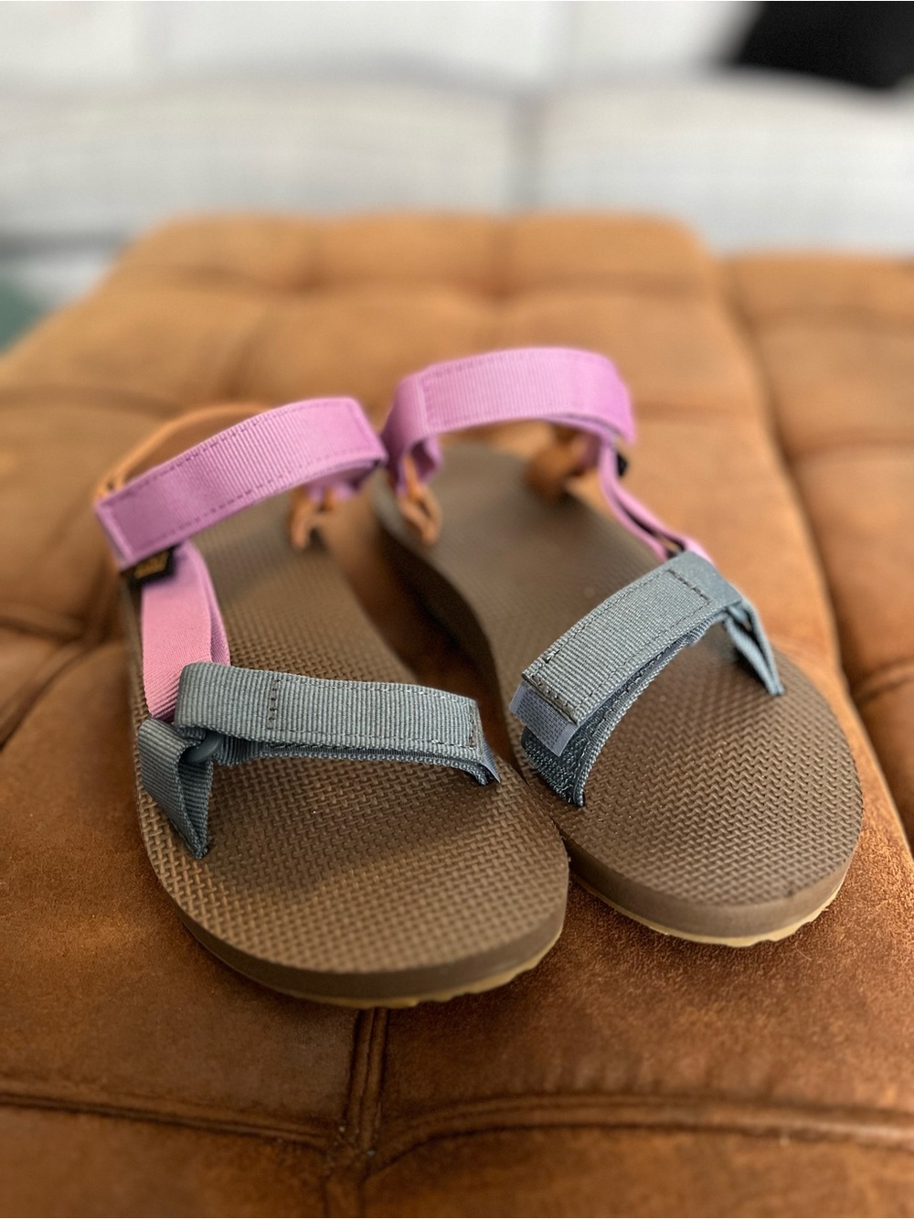 Tevas Original - NWOT Size 7